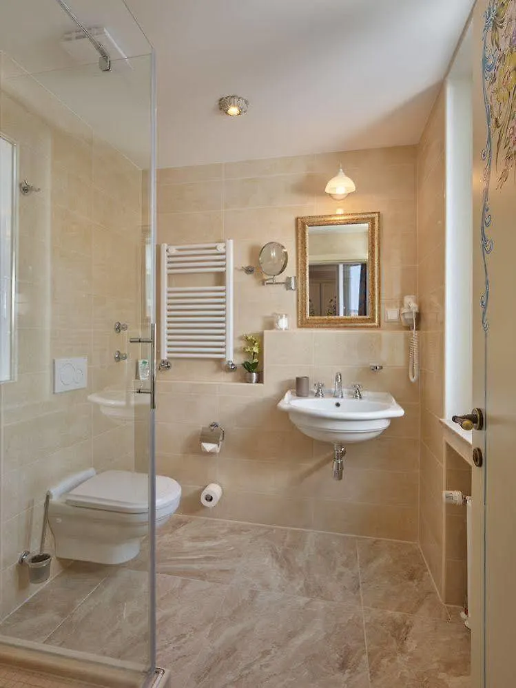 Apartment-Hotel Am Rathaus Dusseldorf